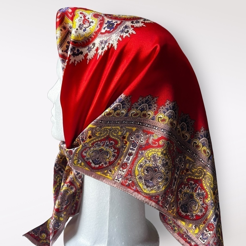 VTG 60s Queen Pearl by Yamashita Brand Acetate Silky Scarf Headscarf Paisley Red - Picture 9 of 14